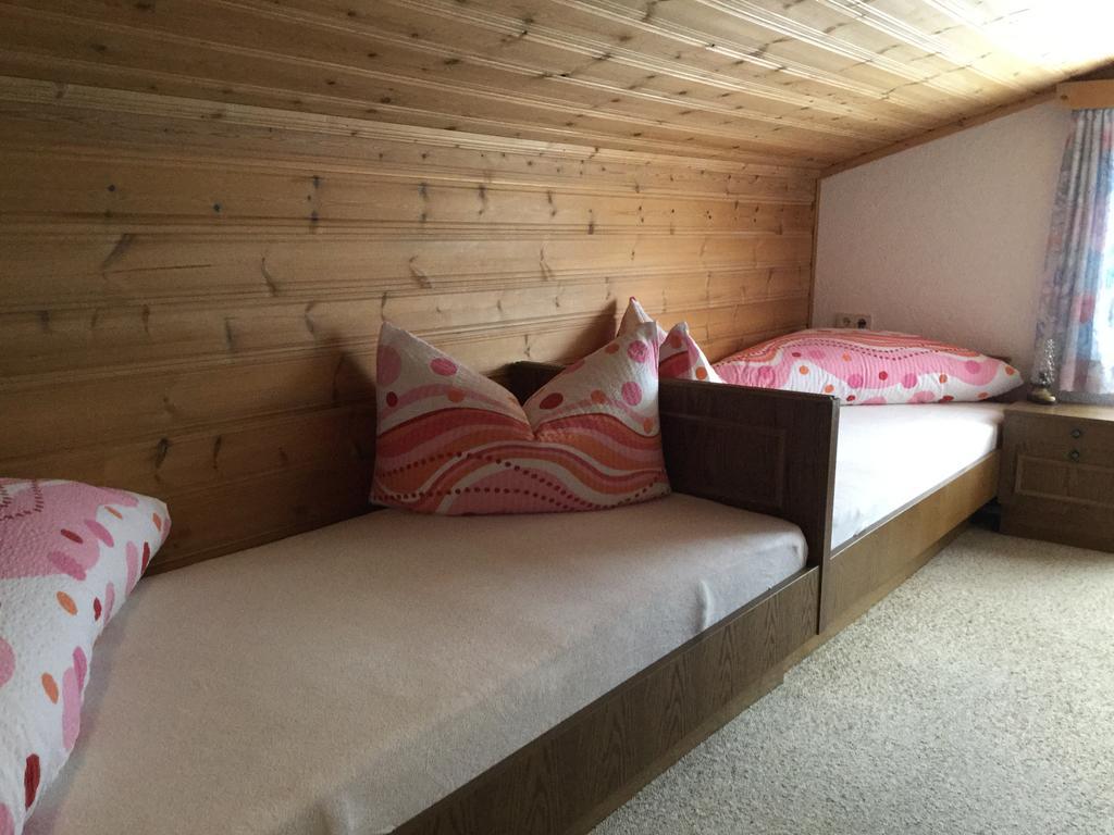 Haus Bergheimat Apartment Kappl  Ruang foto